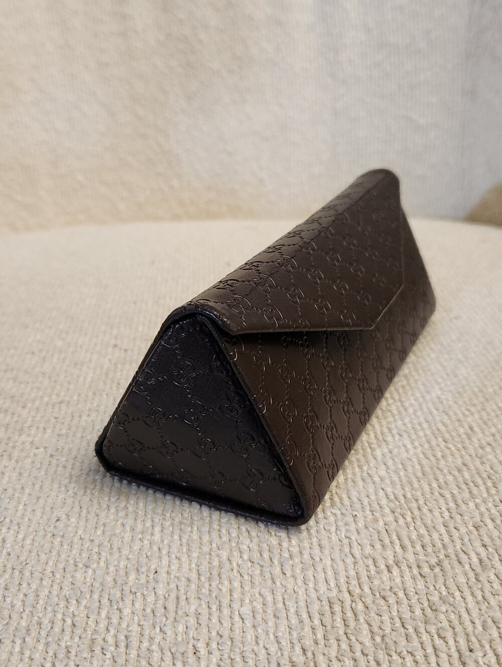 Gucci Chocolate Brown Eyewear Accessory Case with Light Gray Suede Interior